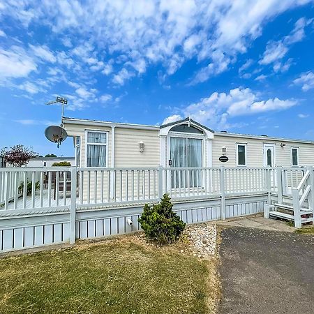 Hotel Brilliant Caravan For Hire At Manor Park In Hunstanton Norfolk Ref 23176K Exterior foto