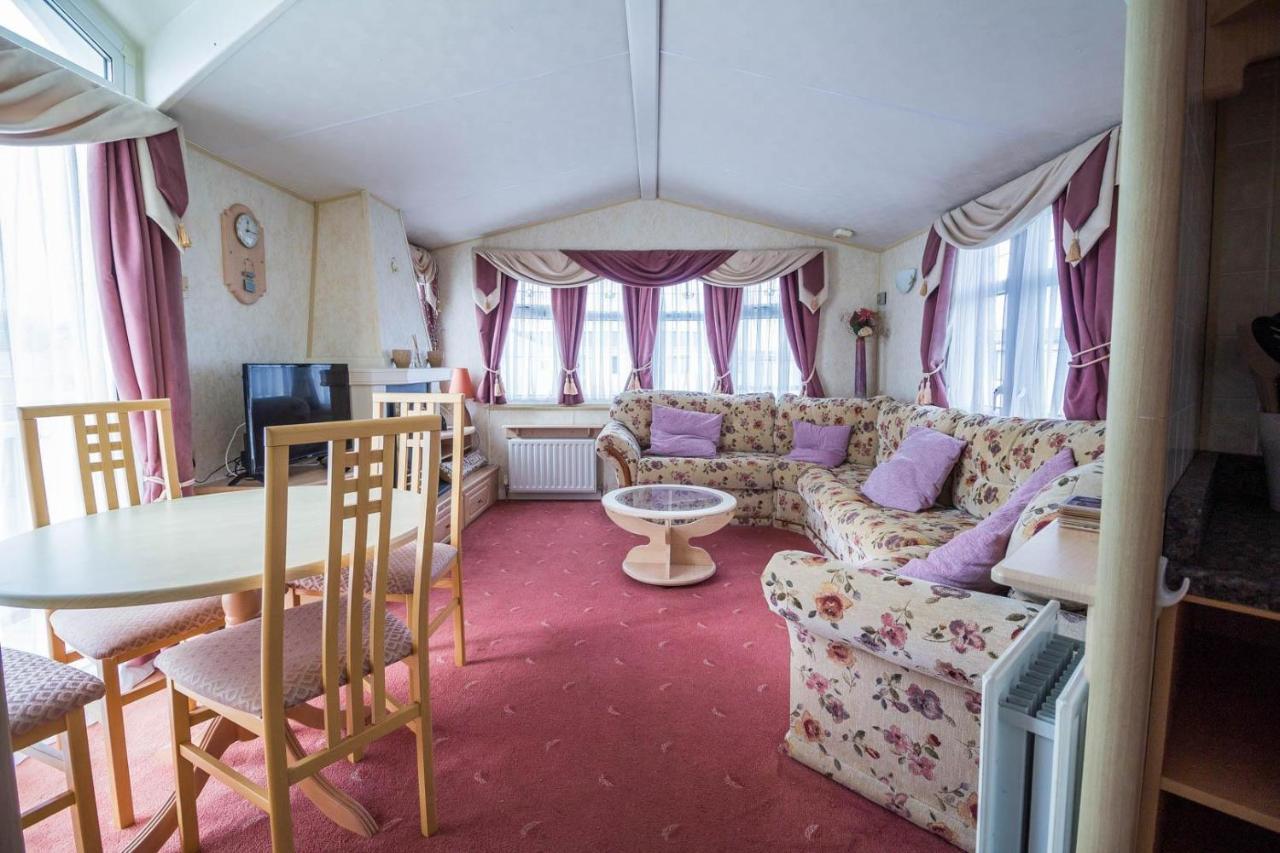 Hotel Brilliant Caravan For Hire At Manor Park In Hunstanton Norfolk Ref 23176K Exterior foto