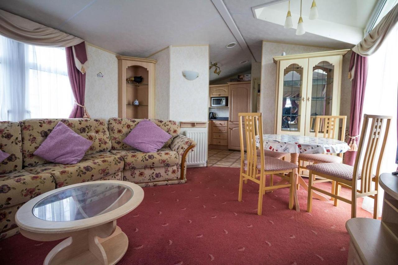 Hotel Brilliant Caravan For Hire At Manor Park In Hunstanton Norfolk Ref 23176K Exterior foto