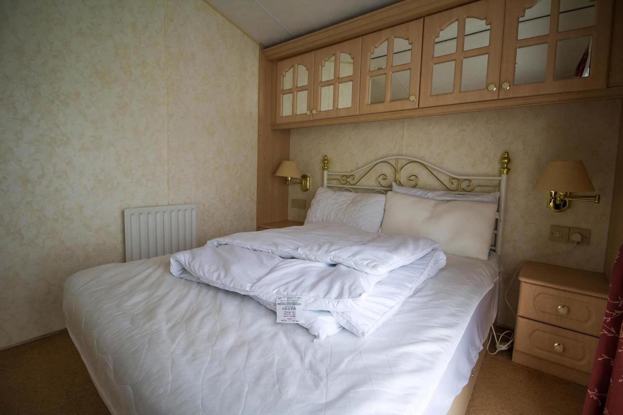 Hotel Brilliant Caravan For Hire At Manor Park In Hunstanton Norfolk Ref 23176K Exterior foto