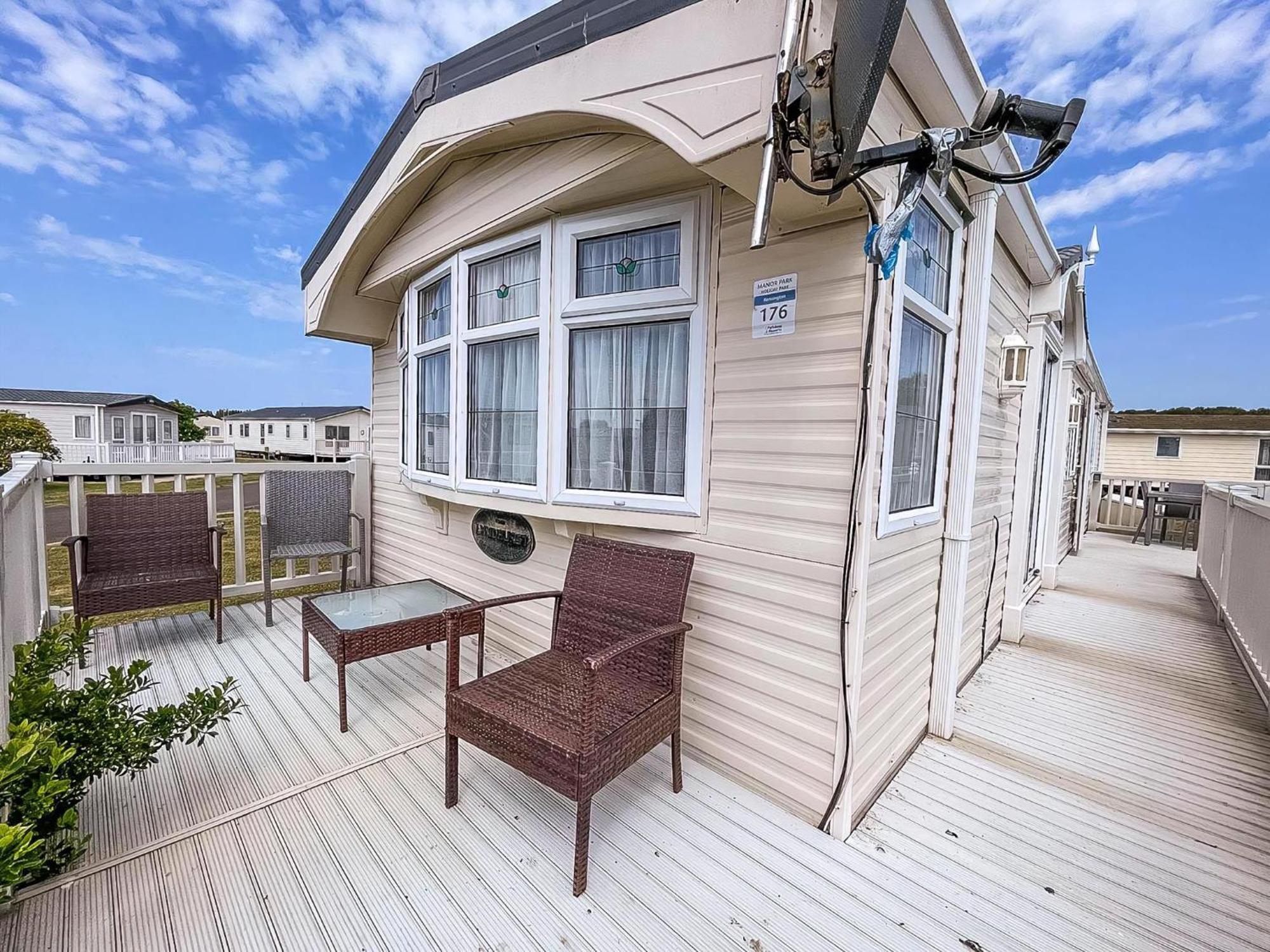 Hotel Brilliant Caravan For Hire At Manor Park In Hunstanton Norfolk Ref 23176K Exterior foto